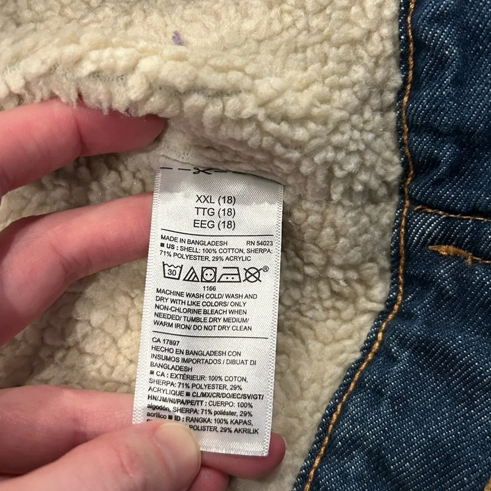 Old Navy Sherpa Lined Jean Jacket Kids Size 18 XXL Boys Girls Gender Neutral